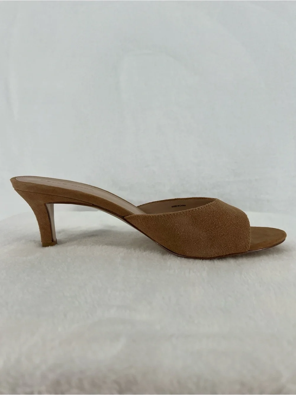 Pelle Moda Unia Suede Kitten Heel Sandal Comfy Mule Neutral Minimalist 9.5